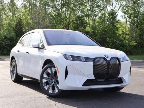 2026 BMW iX xDrive45