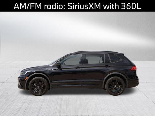Deep Black Pearl 2023 Volkswagen Tiguan 2.0T SE R-Line Black