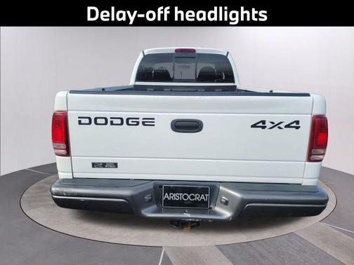 2002 Dodge Dakota Base