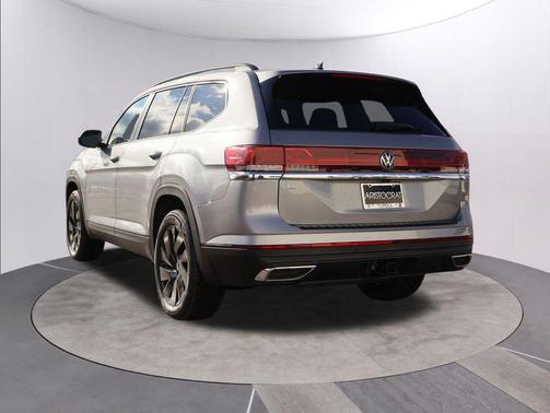 2026 Volkswagen Atlas 2.0T SE w/Technology 4MOTION
