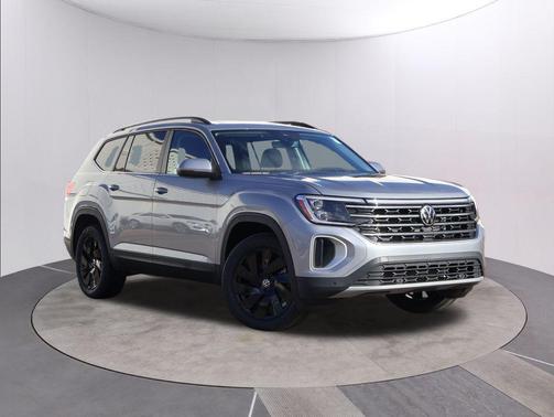 2026 Volkswagen Atlas 2.0T SE w/Technology 4MOTION