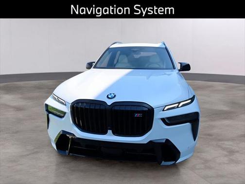 2025 BMW X7 M60i