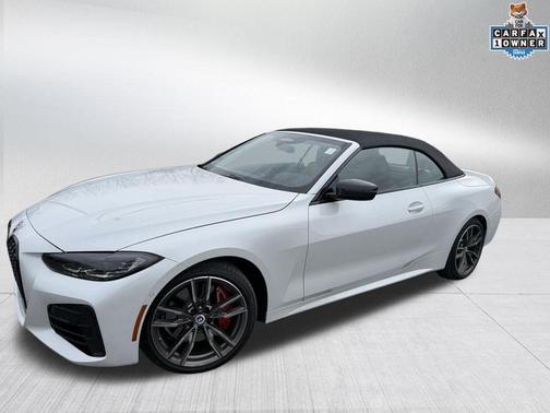 Mineral White Metallic 2023 BMW M440 i xDrive