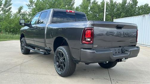Granite Crystal Metallic Clearcoat 2026 RAM 2500 Black Express Crew Cab 4x4 6'4' Box
