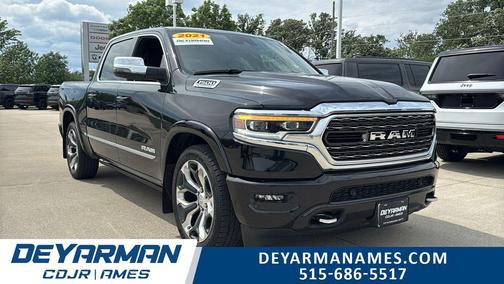Diamond Black Crystal Pearlcoat 2023 RAM 1500 Limited