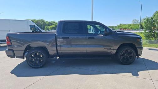 Granite Crystal Metallic Clearcoat 2026 RAM 1500 Big Horn/Lone Star