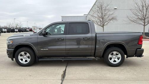 Granite Crystal Metallic Clearcoat 2025 RAM 1500 Big Horn/Lone Star