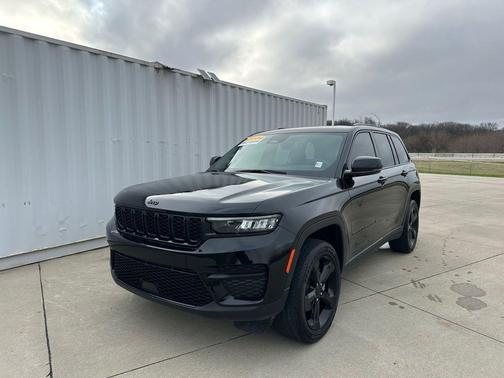 2024 Jeep Grand Cherokee Altitude