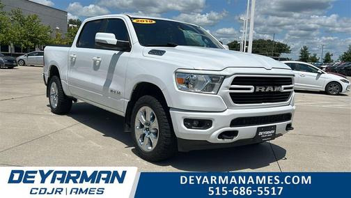 Bright White Clearcoat 2019 RAM 1500 Big Horn