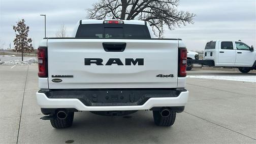 Ivory White Tri-Coat Pearlcoat 2026 RAM 1500 Laramie