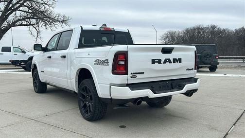 Ivory White Tri-Coat Pearlcoat 2026 RAM 1500 Laramie