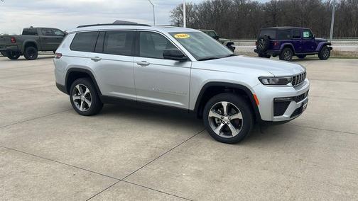 Silver Zynith 2026 Jeep Grand Cherokee L Limited