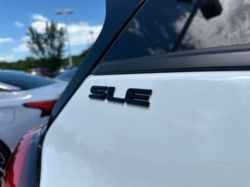 Summit White 2021 GMC Terrain SLE