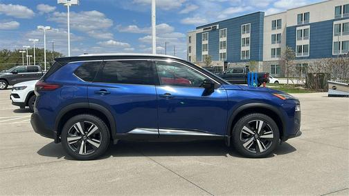 Caspian Blue Metallic/Super Black 2021 Nissan Rogue SL