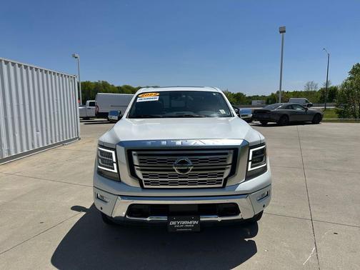 Pearl White Metallic 2022 Nissan Titan Platinum Reserve