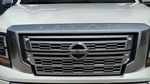 Pearl White Metallic 2022 Nissan Titan Platinum Reserve
