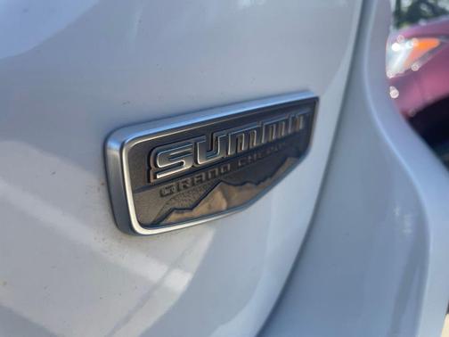 Bright White Clearcoat 2020 Jeep Grand Cherokee Summit