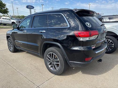 Diamond Black Crystal Pearlcoat 2020 Jeep Grand Cherokee Limited