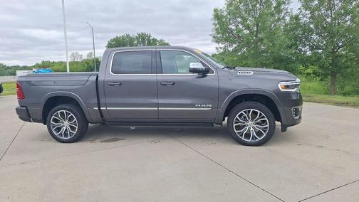 Granite Crystal Metallic Clearcoat 2026 RAM 1500 ST