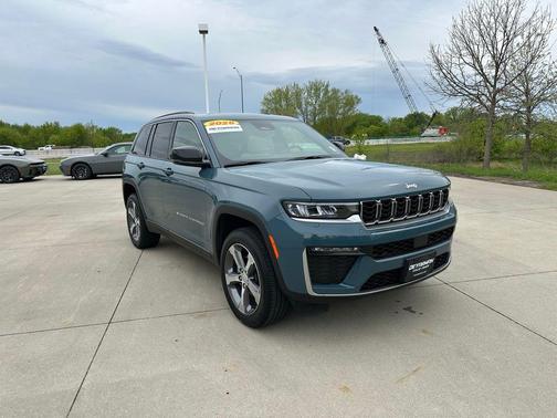 Steel Blue 2026 Jeep Grand Cherokee Limited