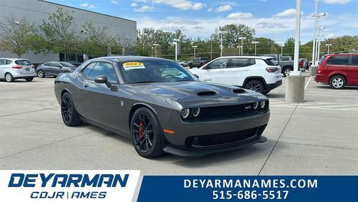 Granite Crystal Metallic Clearcoat 2023 Dodge Challenger SRT Hellcat