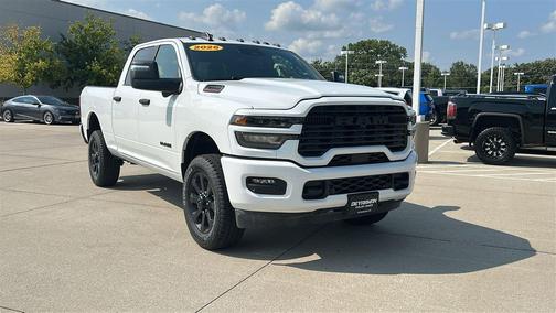 Bright White Clearcoat 2026 RAM 2500 Big Horn Crew Cab 4x4 6'4' Box