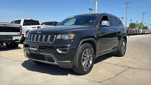 Diamond Black Crystal Pearlcoat 2020 Jeep Grand Cherokee Limited