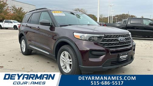 Jewel Red Metallic Tinted Clearcoat 2023 Ford Explorer XLT