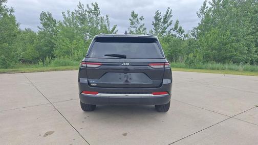 Rocky Mountain Pearlcoat 2024 Jeep Grand Cherokee 4xe Base