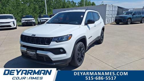 Bright White Clearcoat 2026 Jeep Compass Latitude