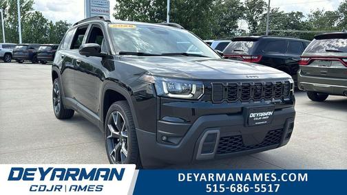 Diamond Black Crystal Pearlcoat 2026 Jeep Cherokee Overland