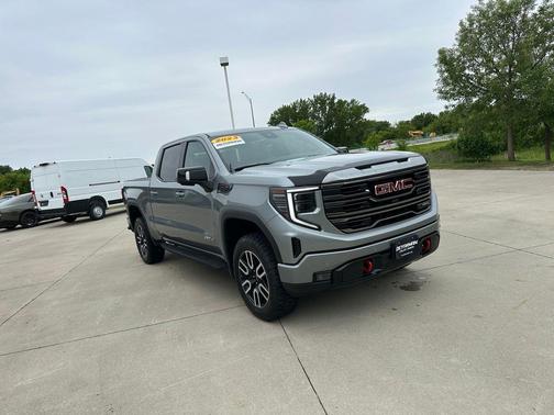 Sterling Metallic 2023 GMC Sierra 1500 AT4