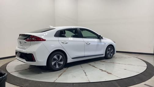 2018 Hyundai IONIQ Hybrid SEL