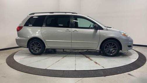 2007 Toyota Sienna LE