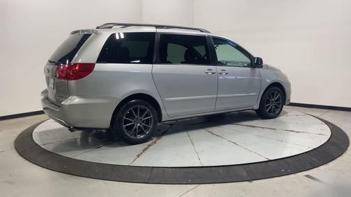 2007 Toyota Sienna LE