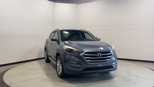 Coliseum Gray 2017 Hyundai TUCSON SE