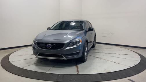 2016 Volvo S60 Cross Country T5 Platinum