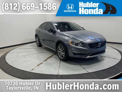 2016 Volvo S60 Cross Country T5 Platinum