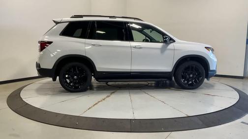 2024 Honda Passport AWD Black