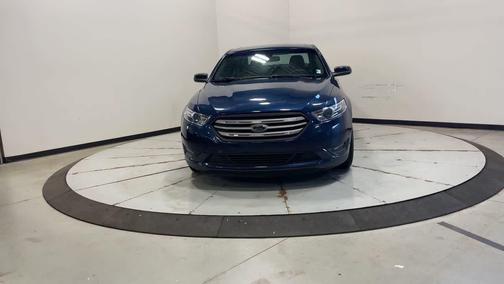2017 Ford Taurus SEL