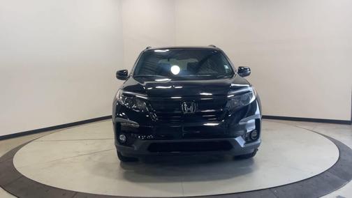 Crystal Black Pearl 2022 Honda Pilot AWD Sport