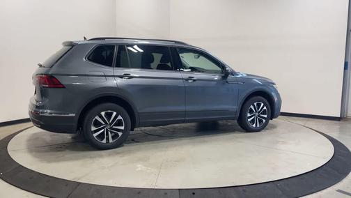 Platinum Gray Metallic 2022 Volkswagen Tiguan 2.0T S 4MOTION