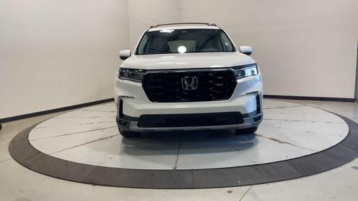 2023 Honda Pilot AWD Elite