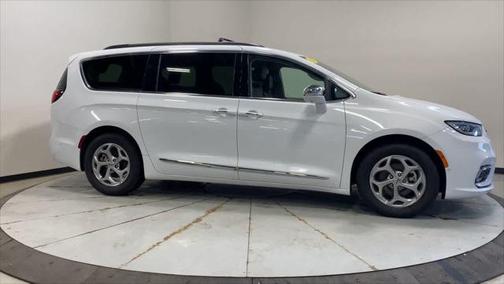 2022 Chrysler Pacifica Limited