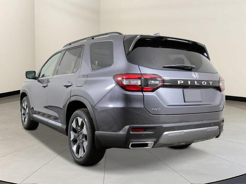 2026 Honda Pilot Touring 8-Passenger