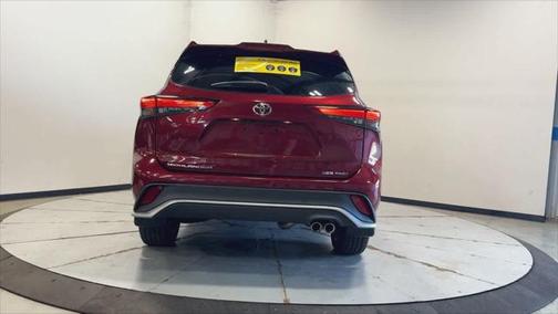 2021 Toyota Highlander XSE