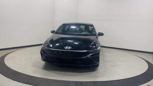 Abyss Black 2024 Hyundai ELANTRA SEL