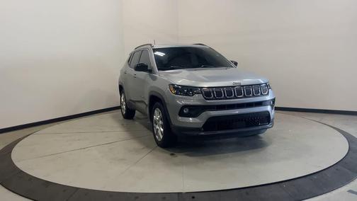 Billet Silver Metallic Clearcoat 2022 Jeep Compass Latitude Lux