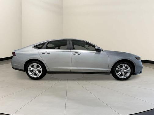 2025 Honda Accord LX 1.5T