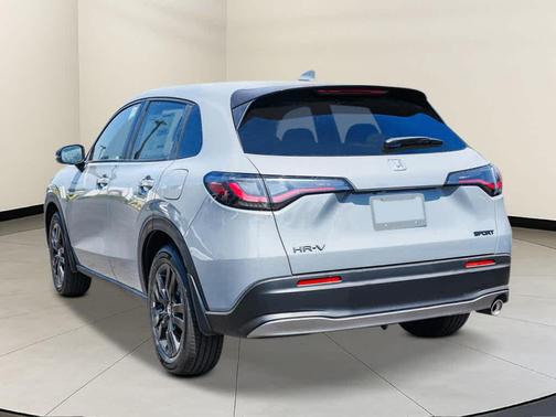 2026 Honda HR-V 2WD Sport